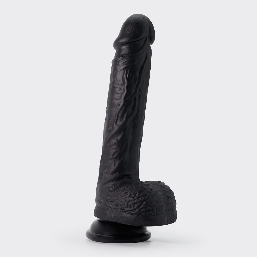 Inviktus - Liquid Silicone Dildo - 8 / 22 cm - Black