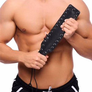 Leather Paddle with 37 Metal Rivets - 38 cm - Black